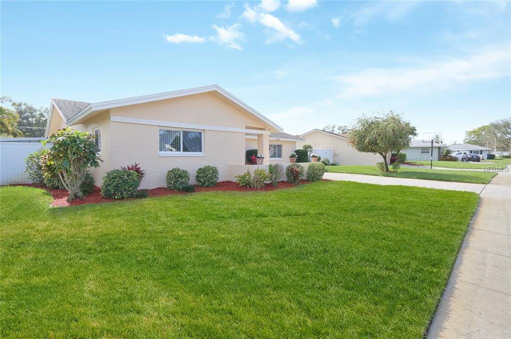 6274 33RD AVENUE N, ST PETERSBURG, Florida 33710, 3 Bedrooms Bedrooms, 3 Rooms Rooms,2 BathroomsBathrooms,Residential,For sale,33RD,U7847334