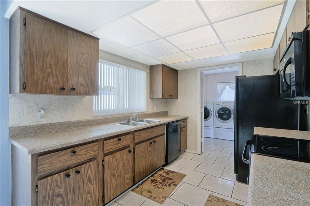 6274 33RD AVENUE N, ST PETERSBURG, Florida 33710, 3 Bedrooms Bedrooms, 3 Rooms Rooms,2 BathroomsBathrooms,Residential,For sale,33RD,U7847334