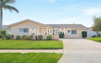 6274 33RD AVENUE N, ST PETERSBURG, Florida 33710, 3 Bedrooms Bedrooms, 3 Rooms Rooms,2 BathroomsBathrooms,Residential,For sale,33RD,U7847334