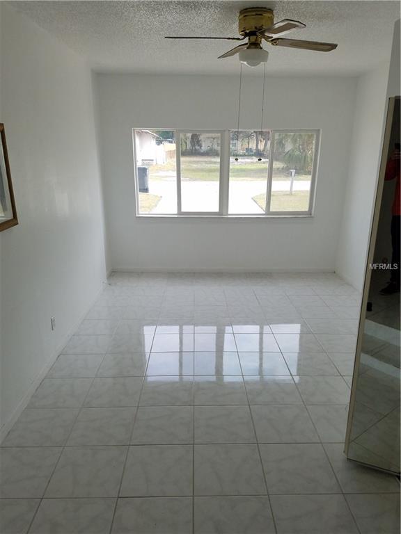 5640 35TH WAY N, ST PETERSBURG, Florida 33714, 4 Bedrooms Bedrooms, 6 Rooms Rooms,1 BathroomBathrooms,Residential,For sale,35TH,U7847430