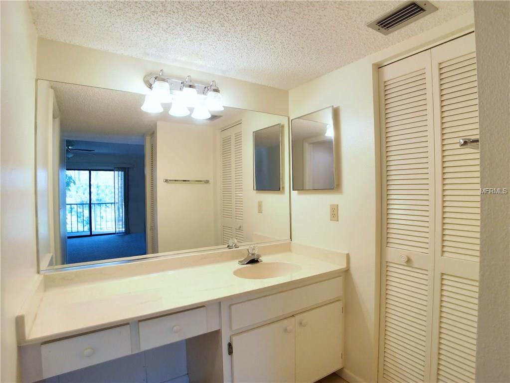 1118 BIRD BAY WAY, VENICE, Florida 34285, 2 Bedrooms Bedrooms, 7 Rooms Rooms,2 BathroomsBathrooms,Residential,For sale,BIRD BAY,N5916426