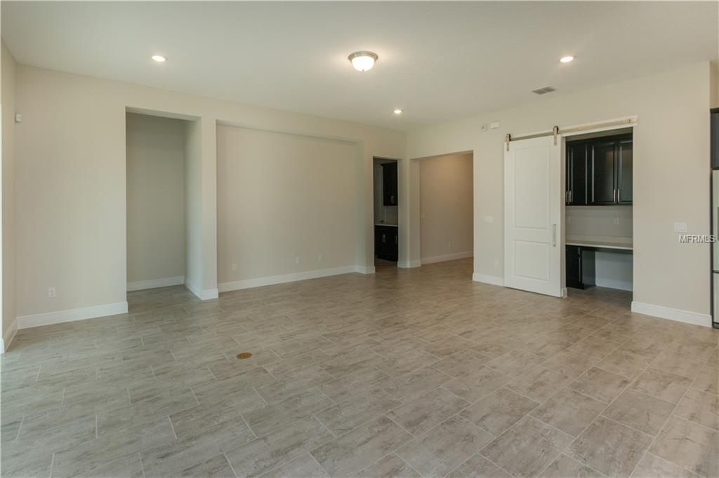 16729 GULLFLOSS TERRACE, WINTER GARDEN, Florida 34787, 3 Bedrooms Bedrooms, 6 Rooms Rooms,2 BathroomsBathrooms,Residential,For sale,GULLFLOSS,O5524390