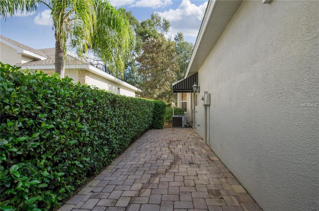 12410 WOODLANDS CIRCLE, DADE CITY, Florida 33525, 2 Bedrooms Bedrooms, 9 Rooms Rooms,2 BathroomsBathrooms,Residential,For sale,WOODLANDS,E2205535