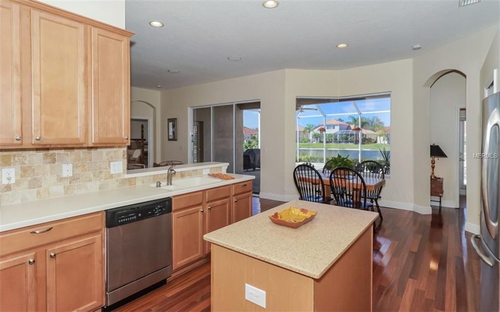 6150 47TH STREET E, BRADENTON, Florida 34203, 4 Bedrooms Bedrooms, 11 Rooms Rooms,3 BathroomsBathrooms,Residential,For sale,47TH,A4209059