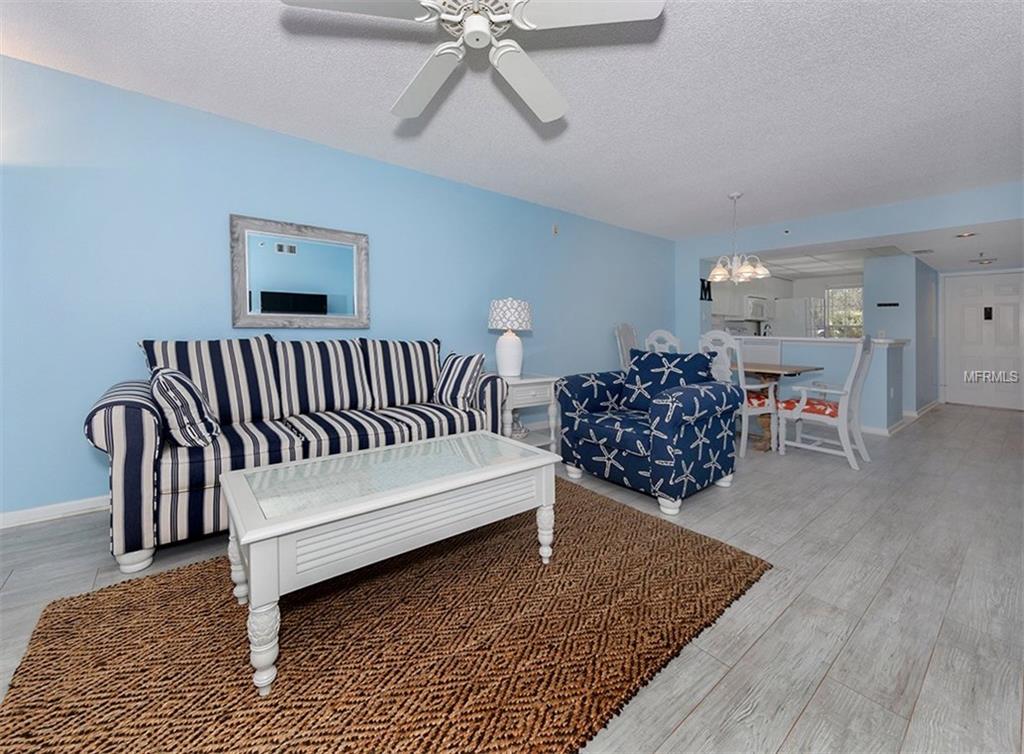 1037 WEXFORD BOULEVARD, VENICE, Florida 34293, 2 Bedrooms Bedrooms, 5 Rooms Rooms,2 BathroomsBathrooms,Residential,For sale,WEXFORD,N5916354