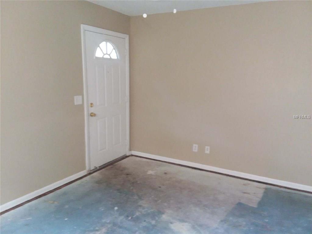 121 INWOOD CIRCLE, BRANDON, Florida 33510, 3 Bedrooms Bedrooms, 5 Rooms Rooms,2 BathroomsBathrooms,Residential,For sale,INWOOD,T2928114