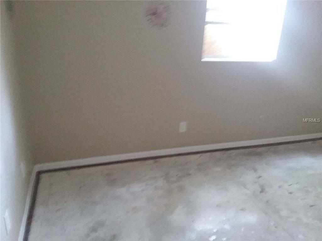 121 INWOOD CIRCLE, BRANDON, Florida 33510, 3 Bedrooms Bedrooms, 5 Rooms Rooms,2 BathroomsBathrooms,Residential,For sale,INWOOD,T2928114