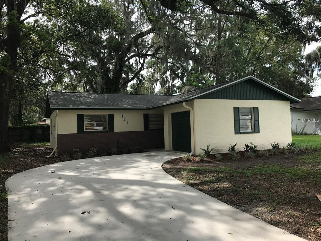 121 INWOOD CIRCLE, BRANDON, Florida 33510, 3 Bedrooms Bedrooms, 5 Rooms Rooms,2 BathroomsBathrooms,Residential,For sale,INWOOD,T2928114
