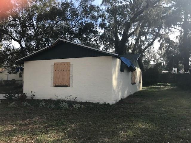 121 INWOOD CIRCLE, BRANDON, Florida 33510, 3 Bedrooms Bedrooms, 5 Rooms Rooms,2 BathroomsBathrooms,Residential,For sale,INWOOD,T2928114