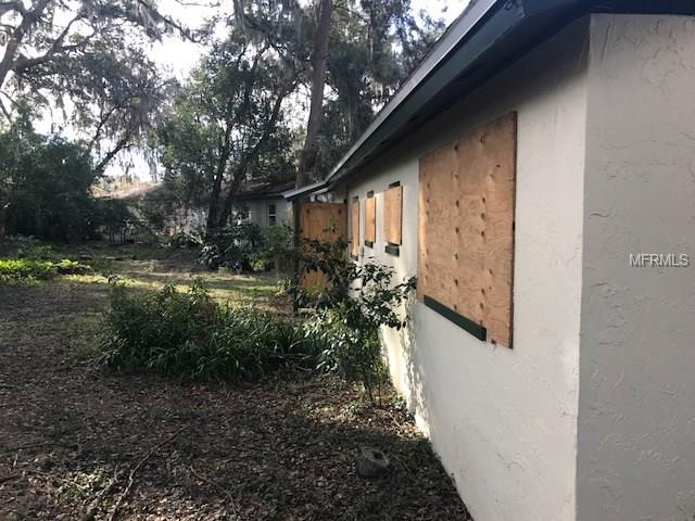 121 INWOOD CIRCLE, BRANDON, Florida 33510, 3 Bedrooms Bedrooms, 5 Rooms Rooms,2 BathroomsBathrooms,Residential,For sale,INWOOD,T2928114