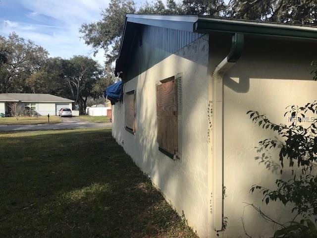 121 INWOOD CIRCLE, BRANDON, Florida 33510, 3 Bedrooms Bedrooms, 5 Rooms Rooms,2 BathroomsBathrooms,Residential,For sale,INWOOD,T2928114