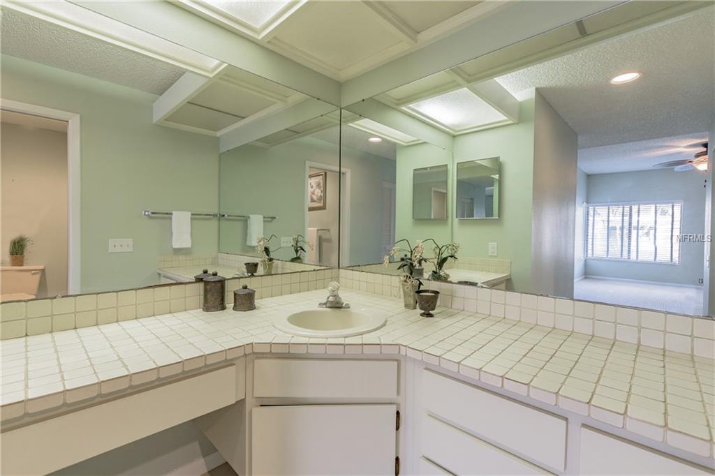 1846 LAKE CYPRESS DRIVE, SAFETY HARBOR, Florida 34695, 2 Bedrooms Bedrooms, 5 Rooms Rooms,2 BathroomsBathrooms,Residential,For sale,LAKE CYPRESS,T2928264