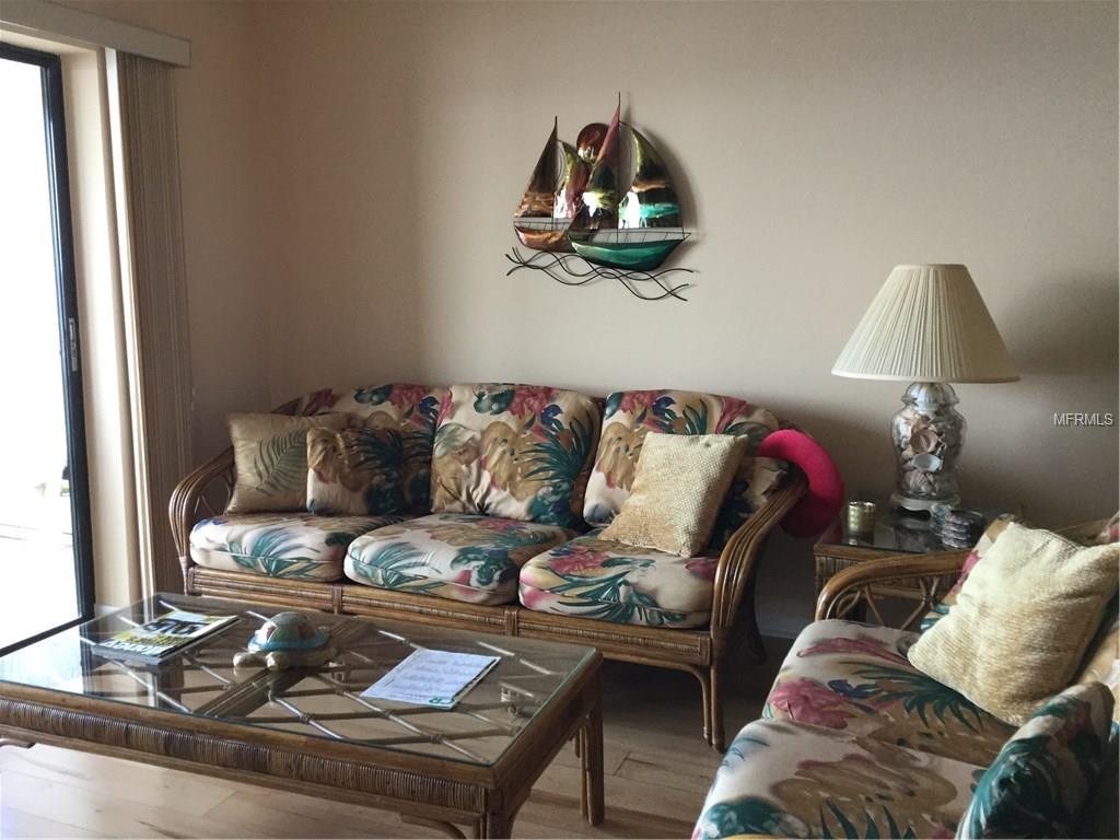 8211 BRENT STREET, PORT RICHEY, Florida 34668, 2 Bedrooms Bedrooms, 5 Rooms Rooms,2 BathroomsBathrooms,Residential,For sale,BRENT,T2928530