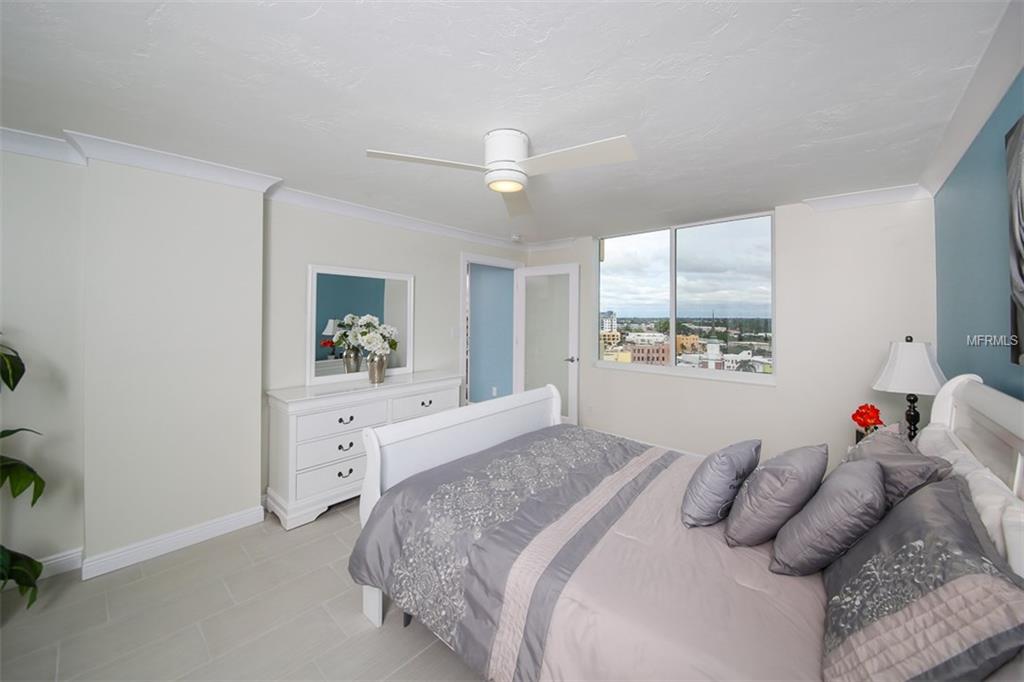 101 S GULFSTREAM AVENUE, SARASOTA, Florida 34236, 2 Bedrooms Bedrooms, 5 Rooms Rooms,2 BathroomsBathrooms,Residential,For sale,GULFSTREAM,A4198064