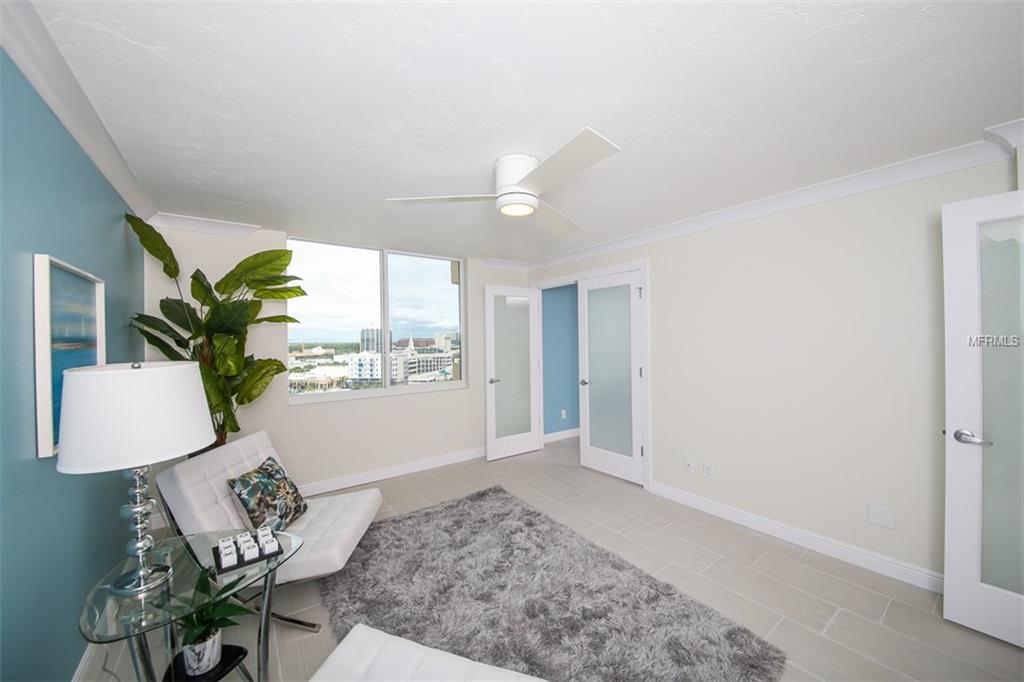 101 S GULFSTREAM AVENUE, SARASOTA, Florida 34236, 2 Bedrooms Bedrooms, 5 Rooms Rooms,2 BathroomsBathrooms,Residential,For sale,GULFSTREAM,A4198064