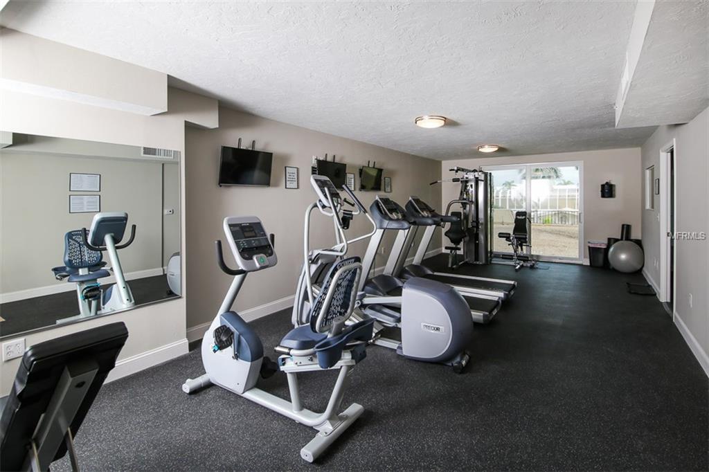 101 S GULFSTREAM AVENUE, SARASOTA, Florida 34236, 2 Bedrooms Bedrooms, 5 Rooms Rooms,2 BathroomsBathrooms,Residential,For sale,GULFSTREAM,A4198064