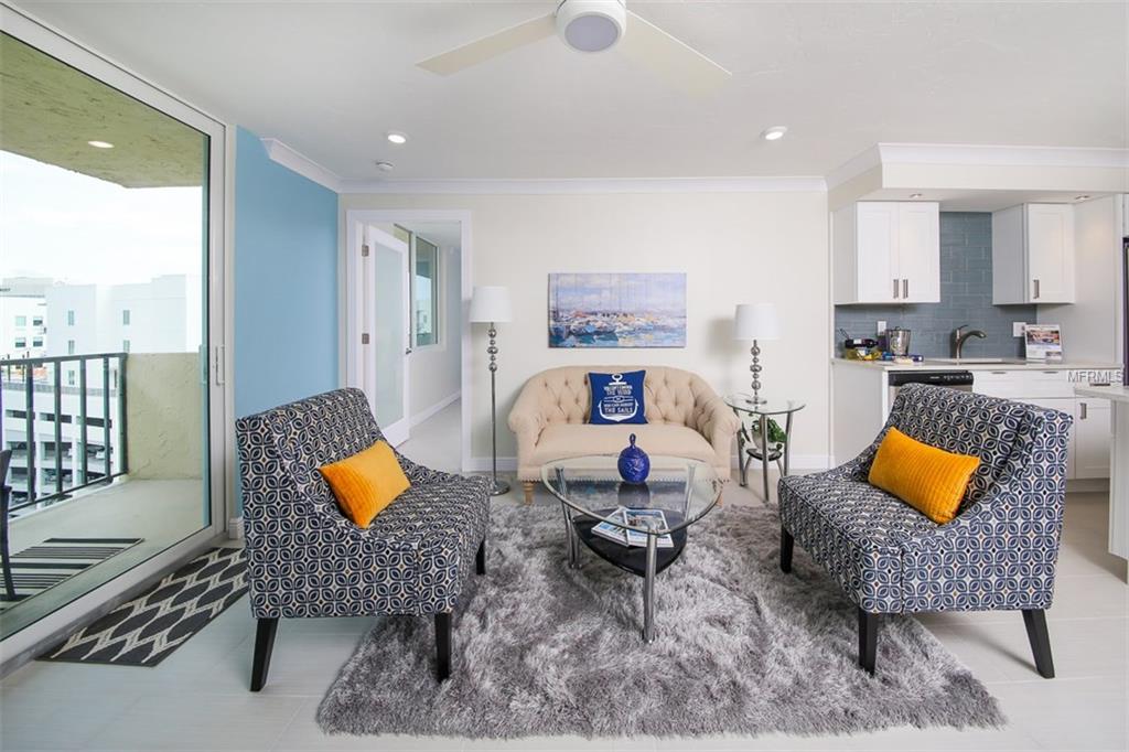 101 S GULFSTREAM AVENUE, SARASOTA, Florida 34236, 2 Bedrooms Bedrooms, 5 Rooms Rooms,2 BathroomsBathrooms,Residential,For sale,GULFSTREAM,A4198064