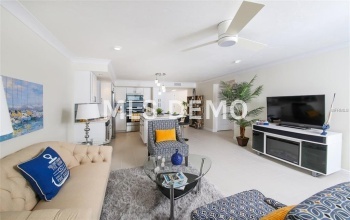 101 S GULFSTREAM AVENUE, SARASOTA, Florida 34236, 2 Bedrooms Bedrooms, 5 Rooms Rooms,2 BathroomsBathrooms,Residential,For sale,GULFSTREAM,A4198064