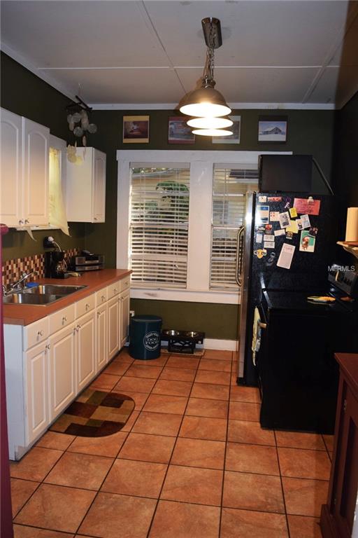 1911 26TH STREET W, BRADENTON, Florida 34205, 2 Bedrooms Bedrooms, 3 Rooms Rooms,1 BathroomBathrooms,Residential,For sale,26TH,A4202715