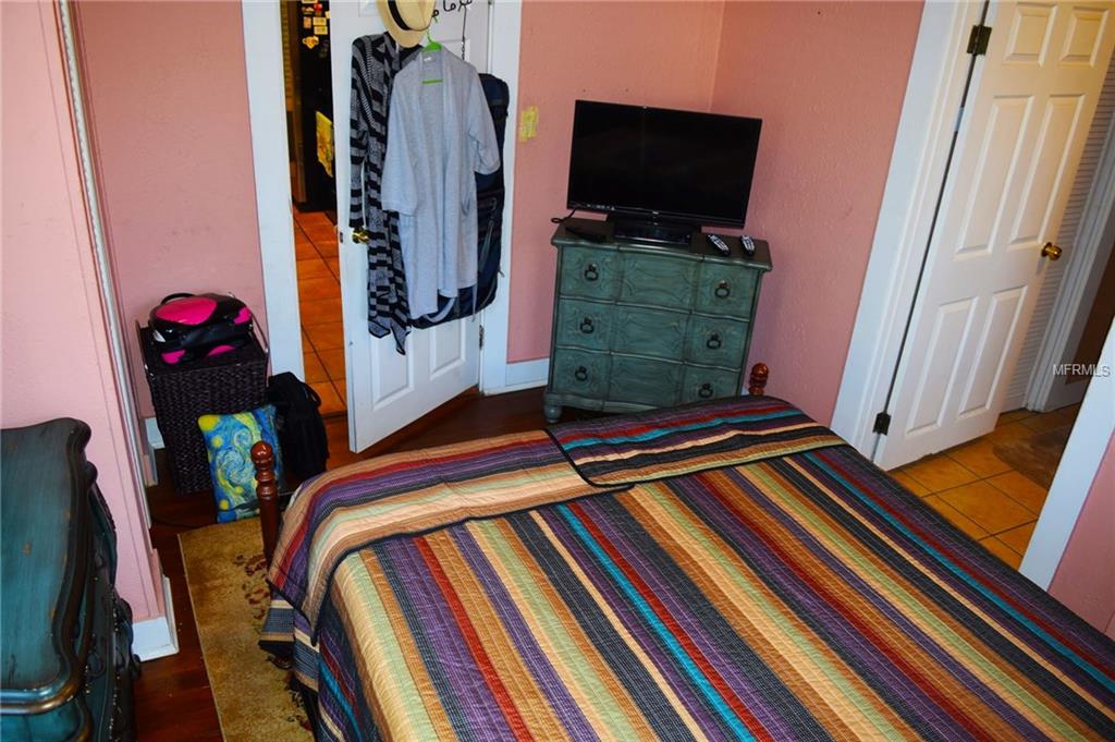 1911 26TH STREET W, BRADENTON, Florida 34205, 2 Bedrooms Bedrooms, 3 Rooms Rooms,1 BathroomBathrooms,Residential,For sale,26TH,A4202715