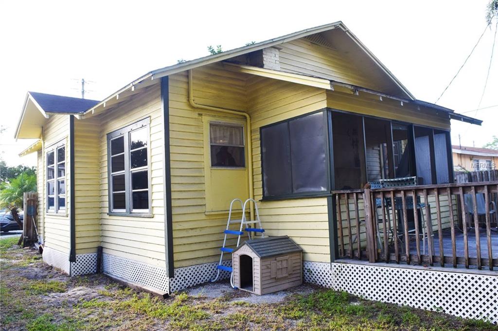 1911 26TH STREET W, BRADENTON, Florida 34205, 2 Bedrooms Bedrooms, 3 Rooms Rooms,1 BathroomBathrooms,Residential,For sale,26TH,A4202715