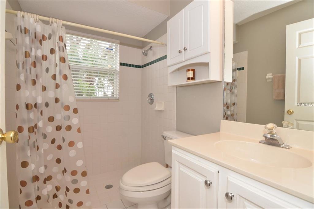 387 ISLE OF SKY CIRCLE, ORLANDO, Florida 32828, 4 Bedrooms Bedrooms, 10 Rooms Rooms,3 BathroomsBathrooms,Residential,For sale,ISLE OF SKY,O5556634