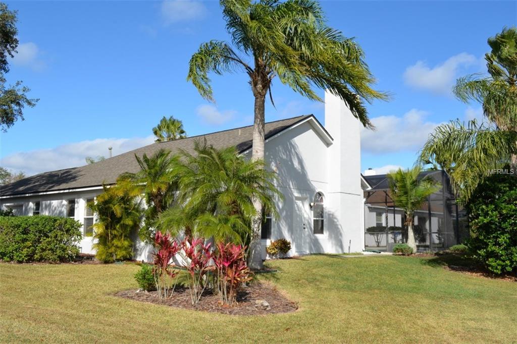 387 ISLE OF SKY CIRCLE, ORLANDO, Florida 32828, 4 Bedrooms Bedrooms, 10 Rooms Rooms,3 BathroomsBathrooms,Residential,For sale,ISLE OF SKY,O5556634