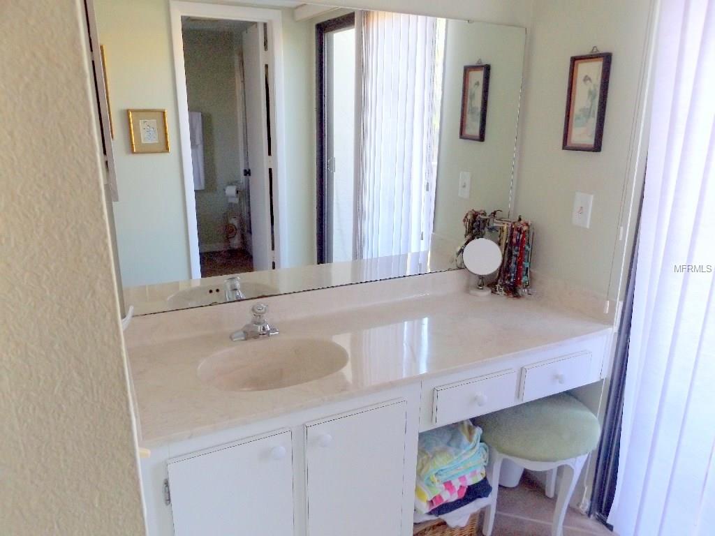 860 BIRD BAY WAY, VENICE, Florida 34285, 3 Bedrooms Bedrooms, 7 Rooms Rooms,3 BathroomsBathrooms,Residential,For sale,BIRD BAY,N5916092