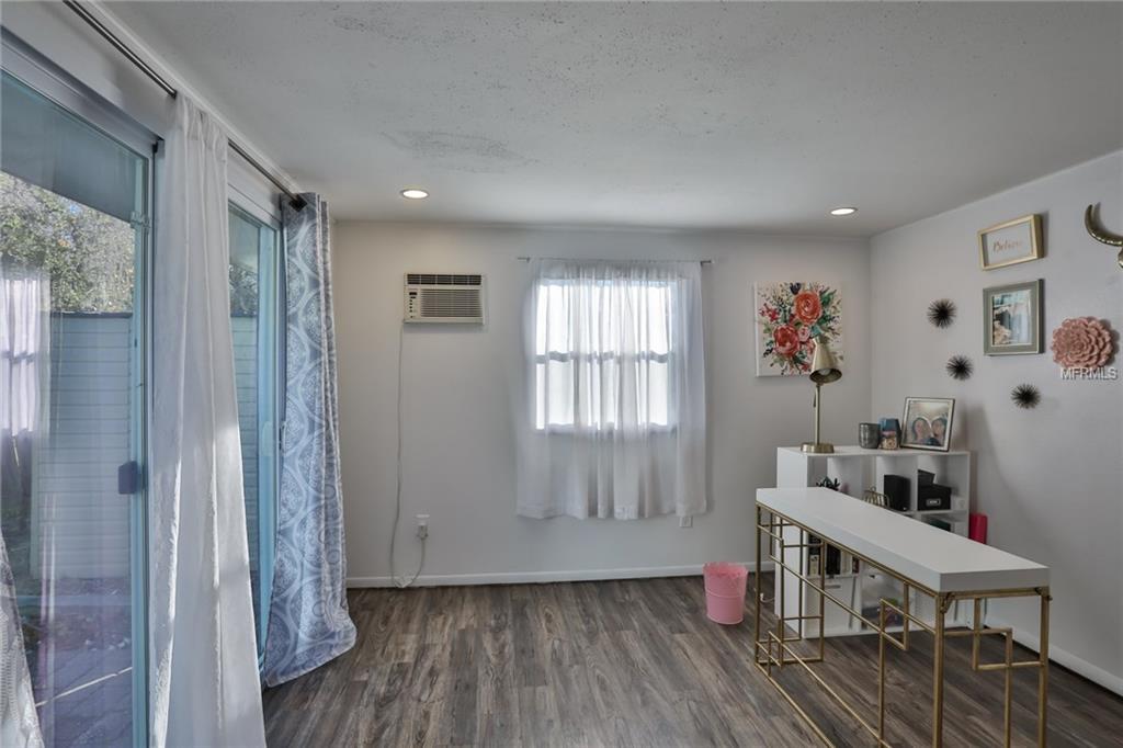 1405 10TH STREET S, SAFETY HARBOR, Florida 34695, 3 Bedrooms Bedrooms, 3 Rooms Rooms,1 BathroomBathrooms,Residential,For sale,10TH,U7846294