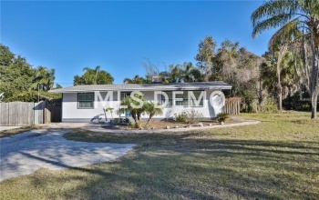 1405 10TH STREET S, SAFETY HARBOR, Florida 34695, 3 Bedrooms Bedrooms, 3 Rooms Rooms,1 BathroomBathrooms,Residential,For sale,10TH,U7846294