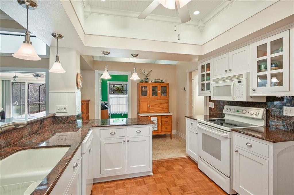 25140 TRADEWINDS DRIVE, LAND O LAKES, Florida 34639, 4 Bedrooms Bedrooms, 10 Rooms Rooms,3 BathroomsBathrooms,Residential,For sale,TRADEWINDS,V4722815