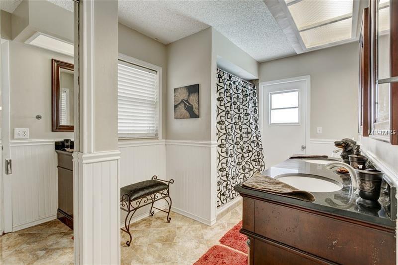 1140 WEXFORD LEAS BOULEVARD, PALM HARBOR, Florida 34683, 4 Bedrooms Bedrooms, 4 Rooms Rooms,2 BathroomsBathrooms,Residential,For sale,WEXFORD LEAS,U7847063