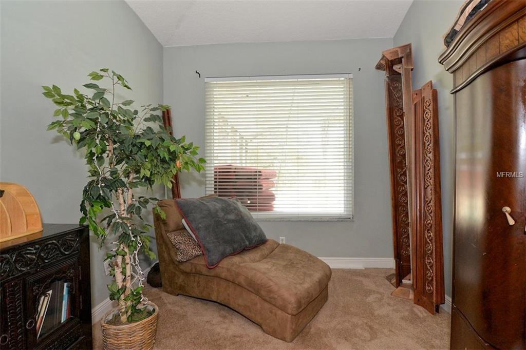 525 FOX HUNT CIRCLE, LONGWOOD, Florida 32750, 5 Bedrooms Bedrooms, 11 Rooms Rooms,3 BathroomsBathrooms,Residential,For sale,FOX HUNT,O5561308