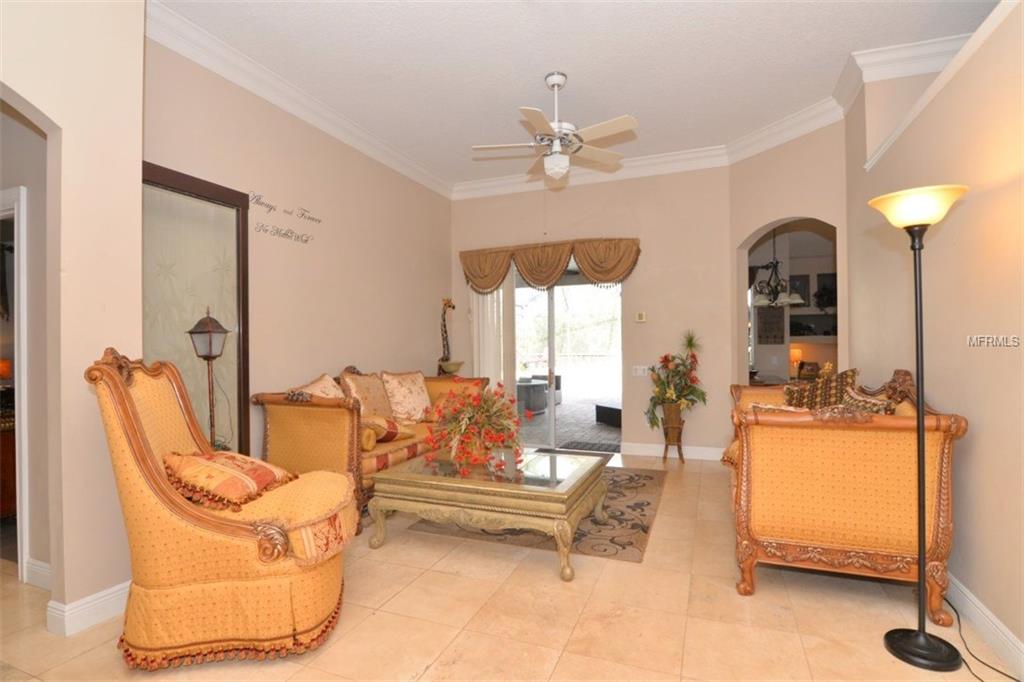 525 FOX HUNT CIRCLE, LONGWOOD, Florida 32750, 5 Bedrooms Bedrooms, 11 Rooms Rooms,3 BathroomsBathrooms,Residential,For sale,FOX HUNT,O5561308