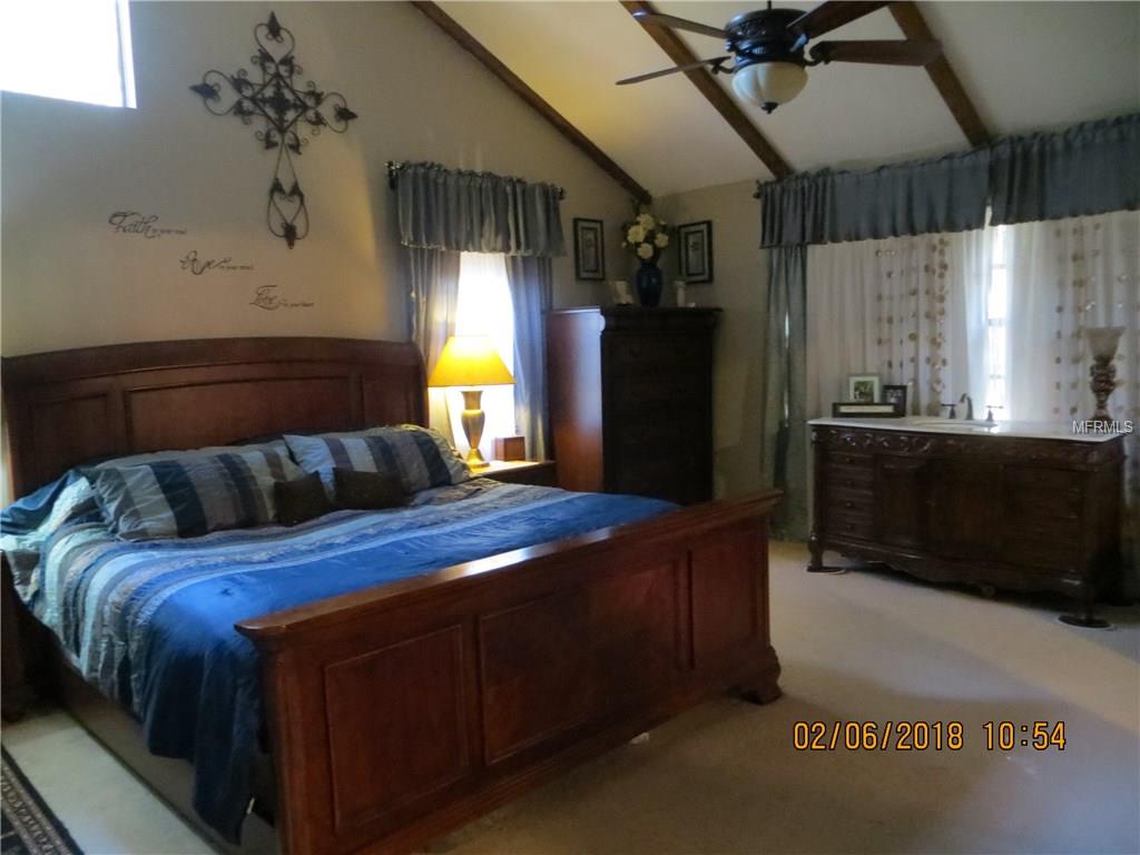 5120 SHADY OAK DRIVE N, LAKELAND, Florida 33810, 4 Bedrooms Bedrooms, 9 Rooms Rooms,2 BathroomsBathrooms,Residential,For sale,SHADY OAK,L4725501