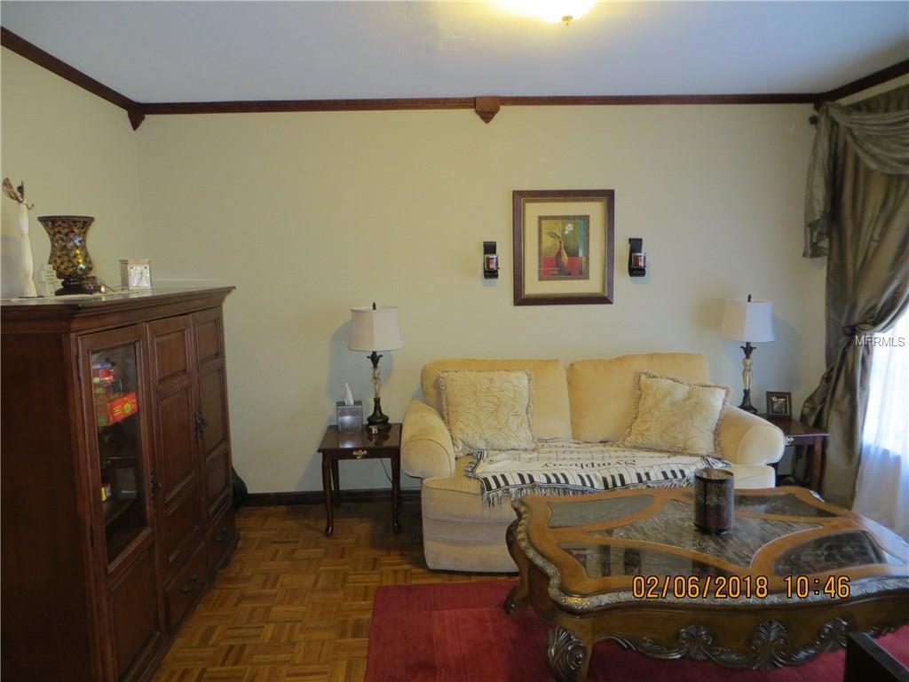 5120 SHADY OAK DRIVE N, LAKELAND, Florida 33810, 4 Bedrooms Bedrooms, 9 Rooms Rooms,2 BathroomsBathrooms,Residential,For sale,SHADY OAK,L4725501