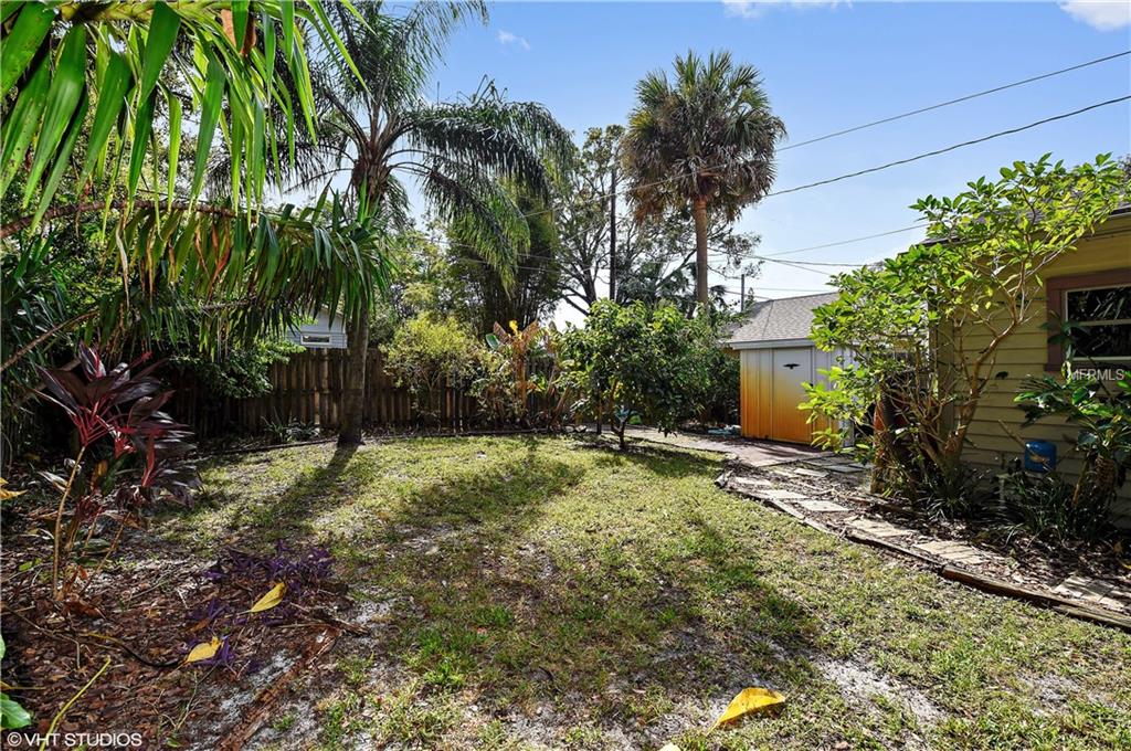 2536 DARTMOUTH AVENUE N, ST PETERSBURG, Florida 33713, 2 Bedrooms Bedrooms, 3 Rooms Rooms,2 BathroomsBathrooms,Residential,For sale,DARTMOUTH,U7838400
