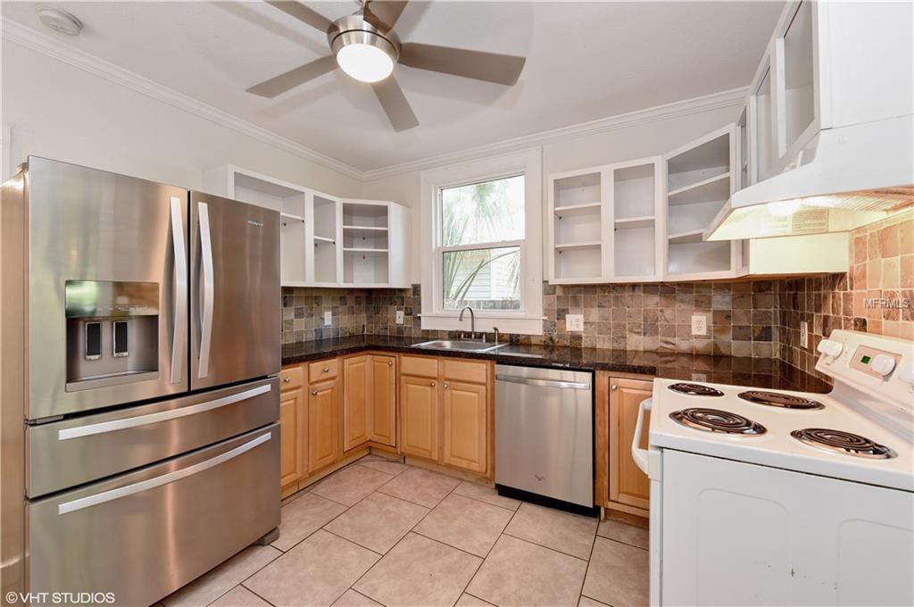 2536 DARTMOUTH AVENUE N, ST PETERSBURG, Florida 33713, 2 Bedrooms Bedrooms, 3 Rooms Rooms,2 BathroomsBathrooms,Residential,For sale,DARTMOUTH,U7838400