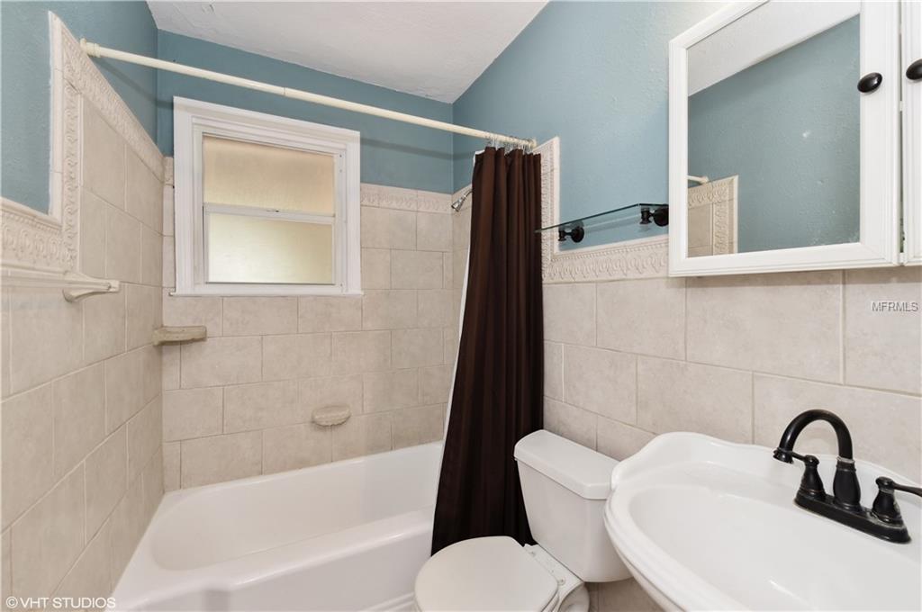 2536 DARTMOUTH AVENUE N, ST PETERSBURG, Florida 33713, 2 Bedrooms Bedrooms, 3 Rooms Rooms,2 BathroomsBathrooms,Residential,For sale,DARTMOUTH,U7838400