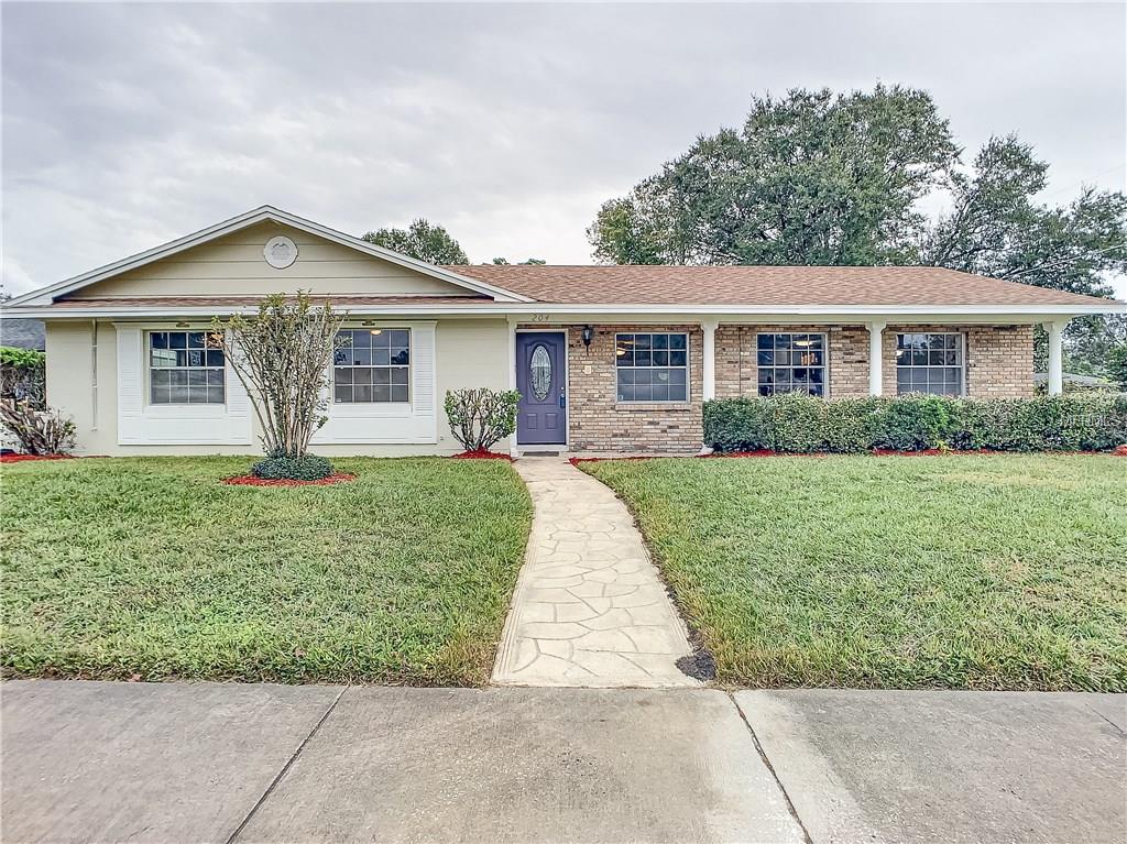 204 N RANGER BOULEVARD, WINTER PARK, Florida 32792, 4 Bedrooms Bedrooms, 4 Rooms Rooms,3 BathroomsBathrooms,Residential,For sale,RANGER,O5549003