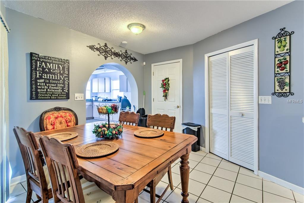 11216 MCMULLEN ROAD, RIVERVIEW, Florida 33569, 6 Bedrooms Bedrooms, 11 Rooms Rooms,3 BathroomsBathrooms,Residential,For sale,MCMULLEN,T2923449