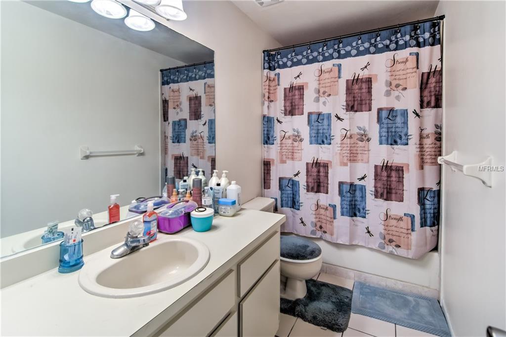 11216 MCMULLEN ROAD, RIVERVIEW, Florida 33569, 6 Bedrooms Bedrooms, 11 Rooms Rooms,3 BathroomsBathrooms,Residential,For sale,MCMULLEN,T2923449