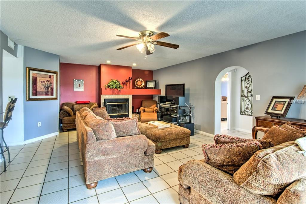 11216 MCMULLEN ROAD, RIVERVIEW, Florida 33569, 6 Bedrooms Bedrooms, 11 Rooms Rooms,3 BathroomsBathrooms,Residential,For sale,MCMULLEN,T2923449