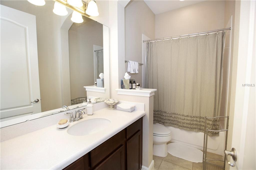 9028 YONATH STREET, ORLANDO, Florida 32827, 3 Bedrooms Bedrooms, 8 Rooms Rooms,3 BathroomsBathrooms,Residential,For sale,YONATH,O5561309