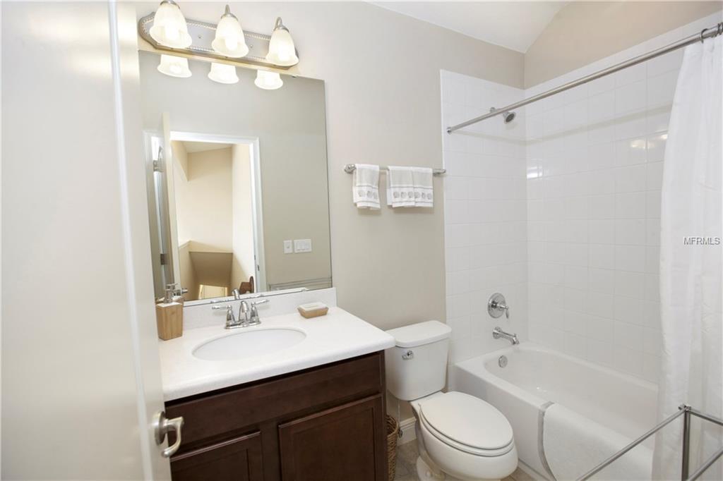 9028 YONATH STREET, ORLANDO, Florida 32827, 3 Bedrooms Bedrooms, 8 Rooms Rooms,3 BathroomsBathrooms,Residential,For sale,YONATH,O5561309