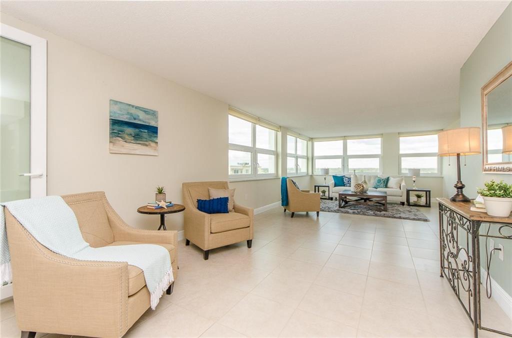 17408 GULF BOULEVARD, REDINGTON SHORES, Florida 33708, 2 Bedrooms Bedrooms, 5 Rooms Rooms,2 BathroomsBathrooms,Residential,For sale,GULF,U7847644