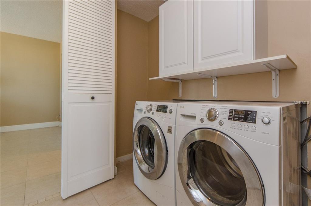 17408 GULF BOULEVARD, REDINGTON SHORES, Florida 33708, 2 Bedrooms Bedrooms, 5 Rooms Rooms,2 BathroomsBathrooms,Residential,For sale,GULF,U7847644