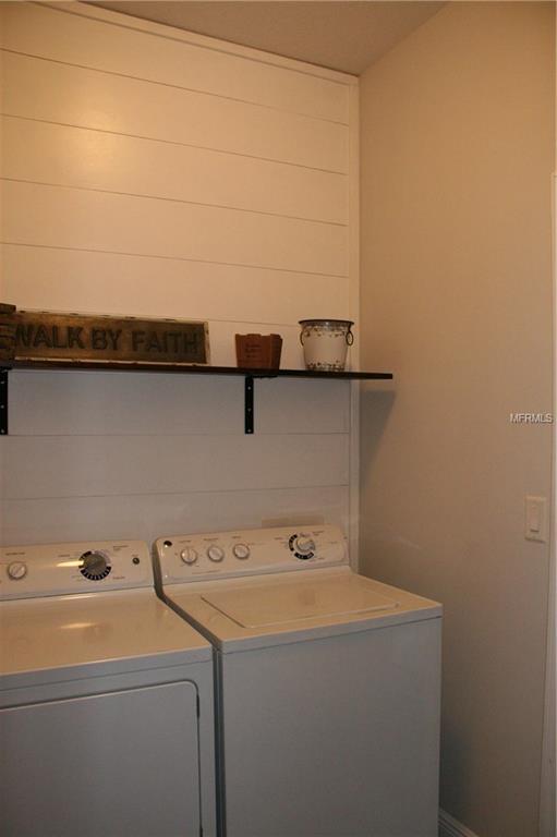 5060 NEWPORT NEWS CIRCLE, BRADENTON, Florida 34211, 2 Bedrooms Bedrooms, 3 Rooms Rooms,2 BathroomsBathrooms,Residential,For sale,NEWPORT NEWS,U7842058