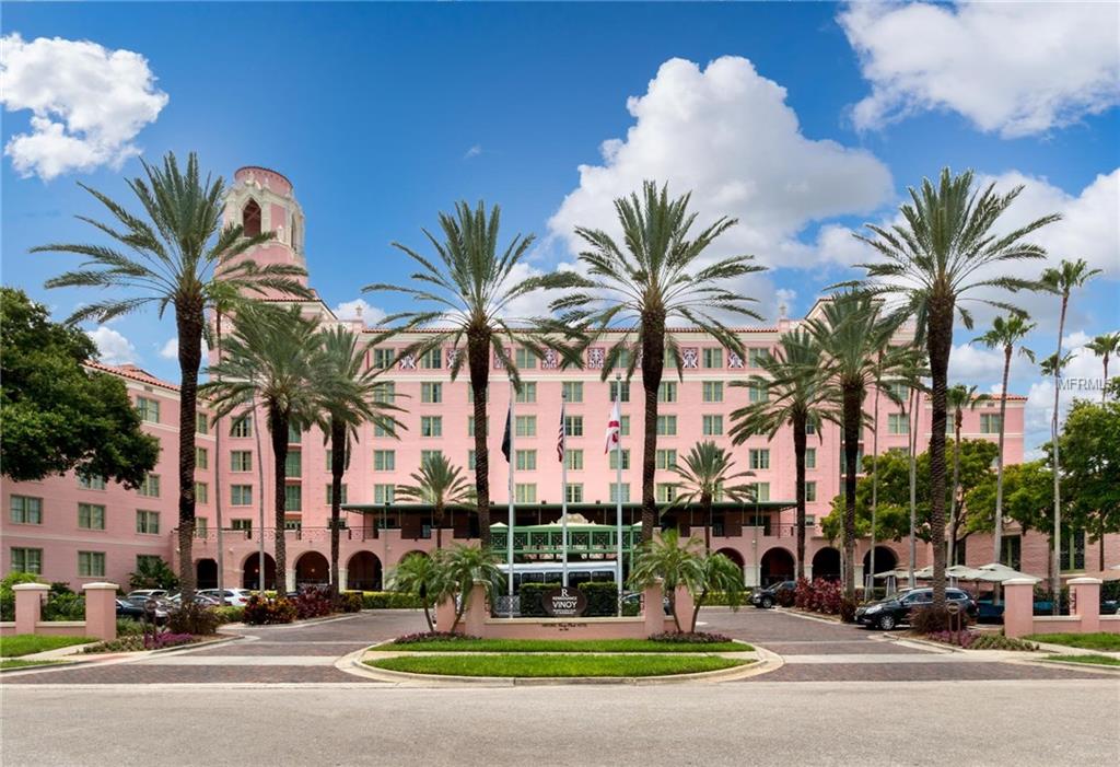 215 17TH AVENUE NE, ST PETERSBURG, Florida 33704, 2 Bedrooms Bedrooms, 3 Rooms Rooms,2 BathroomsBathrooms,Residential,For sale,17TH,U7845506