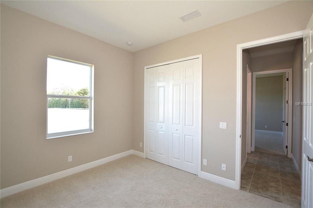 552 REGATTA WAY, BRADENTON, Florida 34208, 3 Bedrooms Bedrooms, 7 Rooms Rooms,2 BathroomsBathrooms,Residential,For sale,REGATTA,A4209314